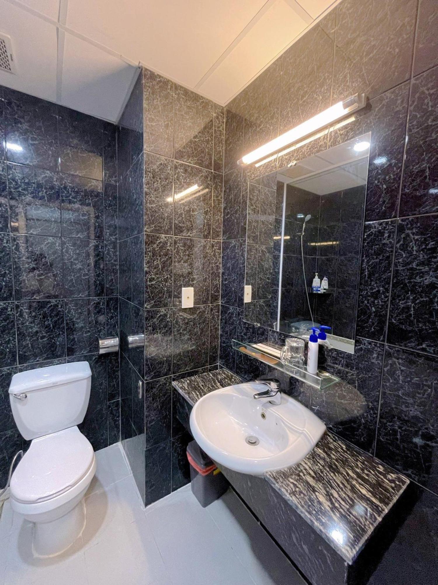 Sai Gon Ha Tien Hotel Екстер'єр фото
